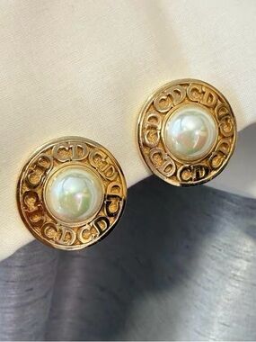 Vintage Christian Dior Classic CD Logo Monogram Round Pearl Gold Clip Earrings
